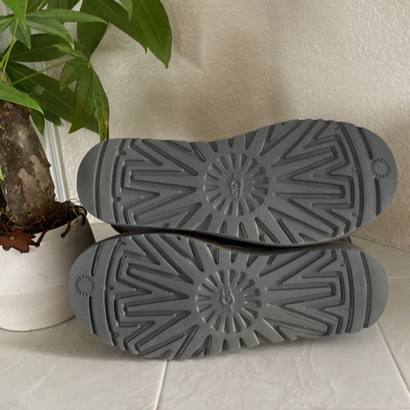 NWOT UGG gray shearling booties. - Picture 4 of 8